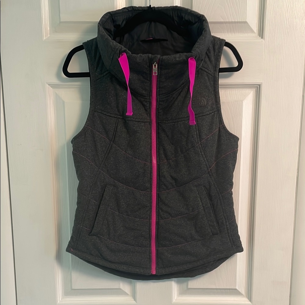 Women’s North Face Vest - Size S
